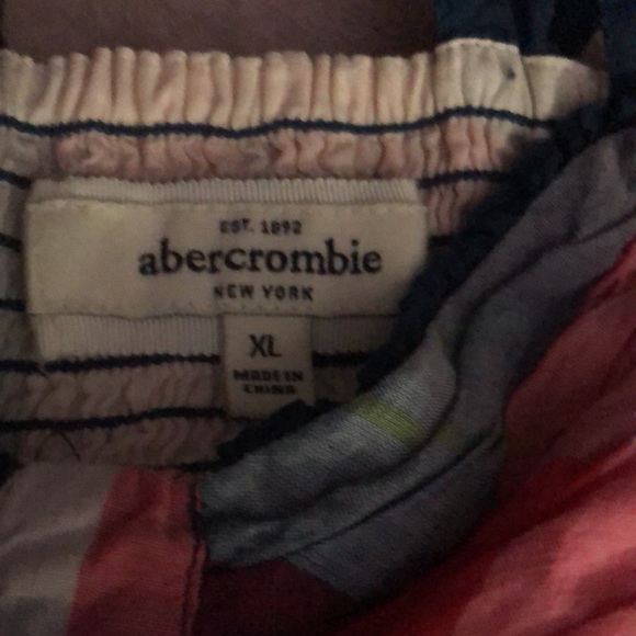 Brand new without tags plaid linen top C - Picture 5 of 7